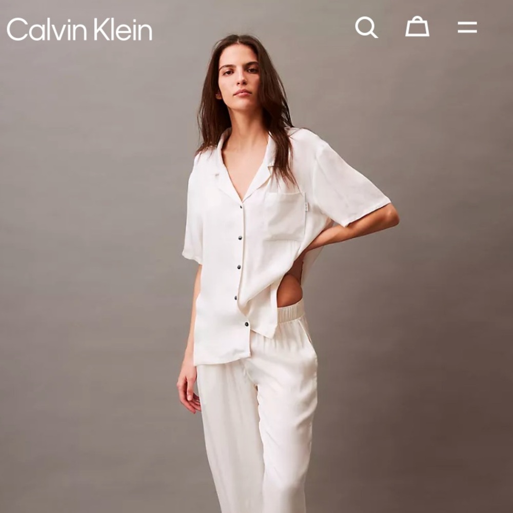 Calvin Klein Pure Sheen Sleep Button-Down Shirt white Onyx